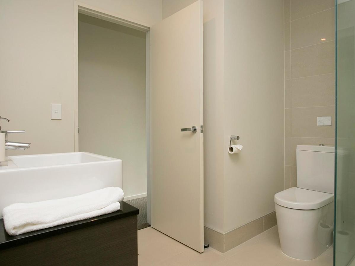 Marinaside Villa - Taupo Holiday Apartment المظهر الخارجي الصورة
